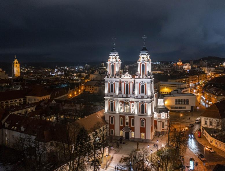 Vilniuje restauruota viena ryškiausių Senamiesčio puošmenų – šv. Kotrynos bažnyčia